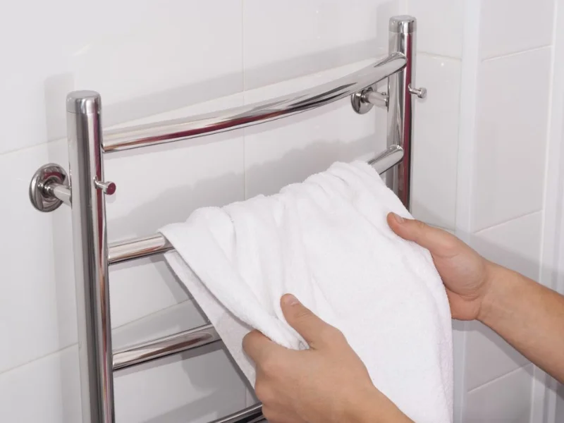 How a Towel Radiator Helps Prevent Mould and Mildew on Towels
