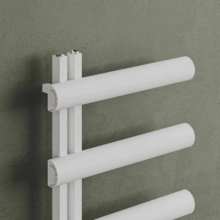 Carisa Moon L Aluminium Towel Radiator